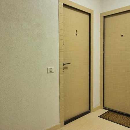 Cozy Flowers Studio - Fast Wi-Fi & Washer-Dryer Brașov Exterior foto